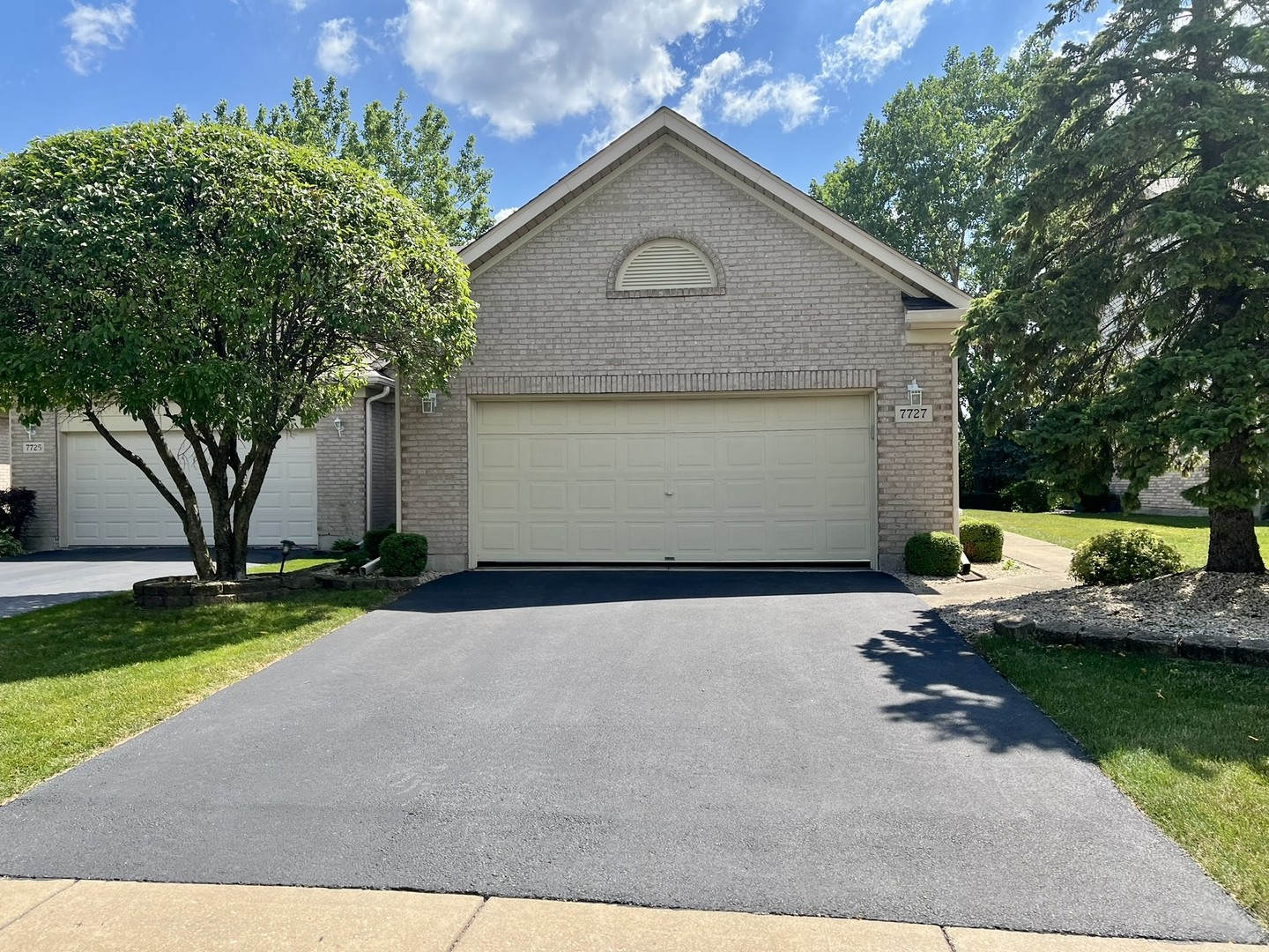 7727 Bristol Park Drive #7727, Tinley Park, IL 60477