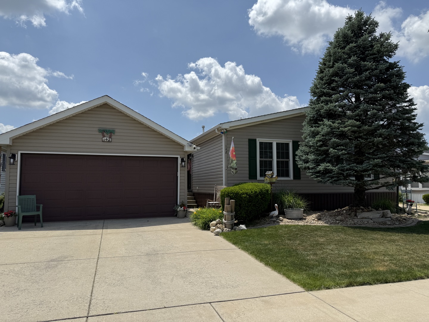 142 Hibiscus Circle, Matteson, IL 60443