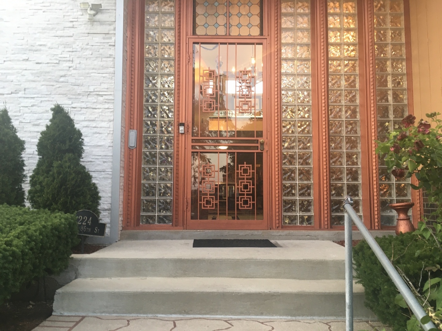 224 E 86th Street, Chicago, IL 60619