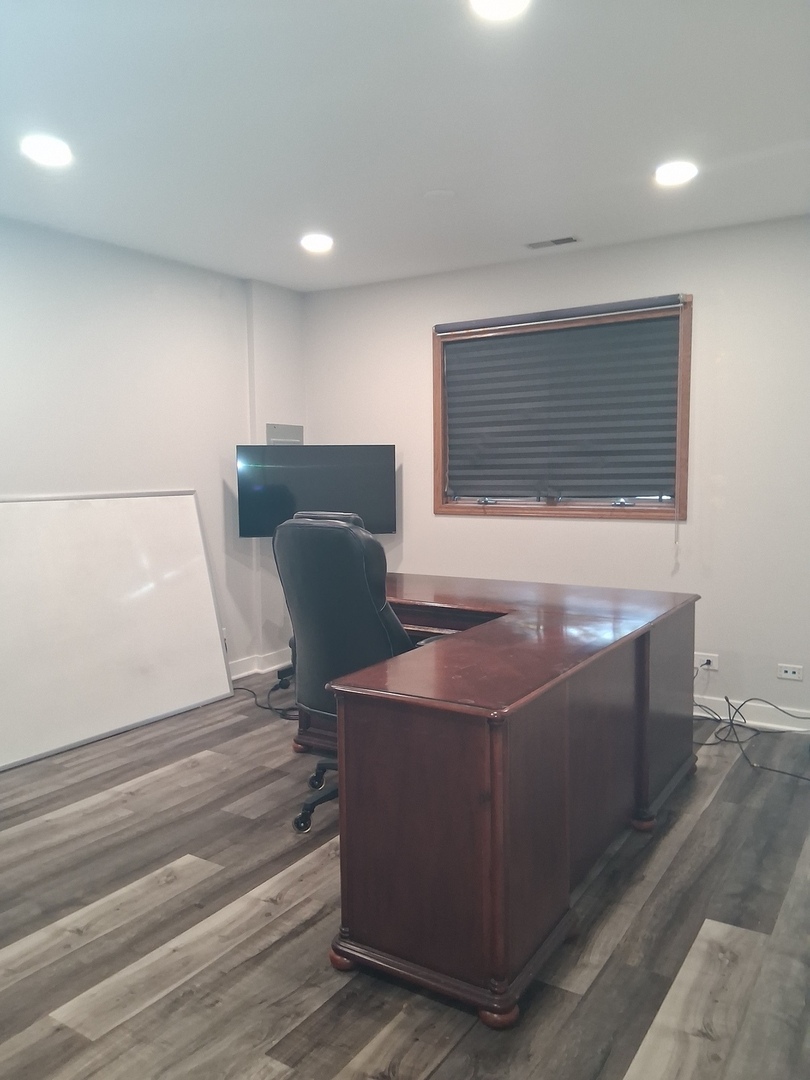 16750 Oak Park Avenue #2R, Tinley Park, IL 60477
