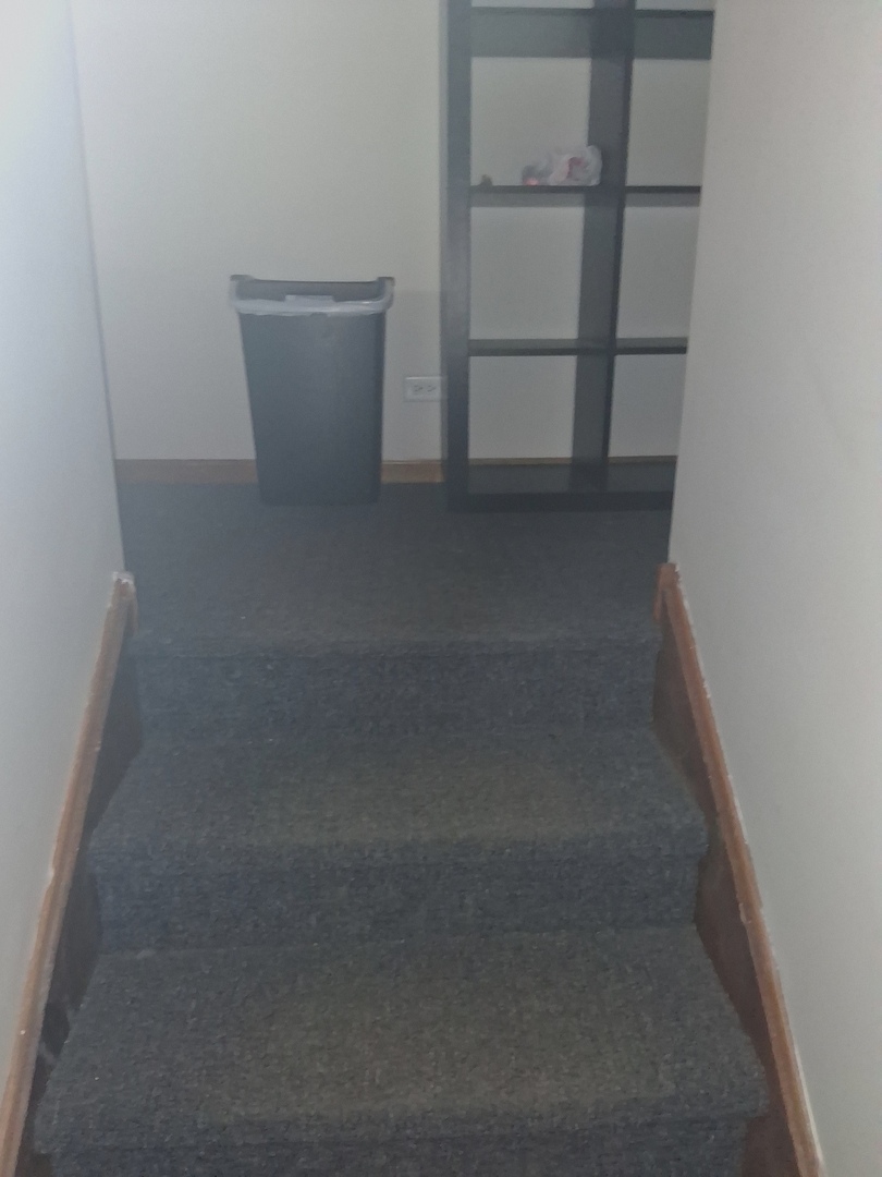 16750 Oak Park Avenue #2R, Tinley Park, IL 60477
