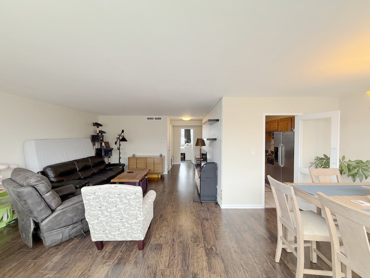 6301 N Sheridan Road #21E, Chicago, IL 60660