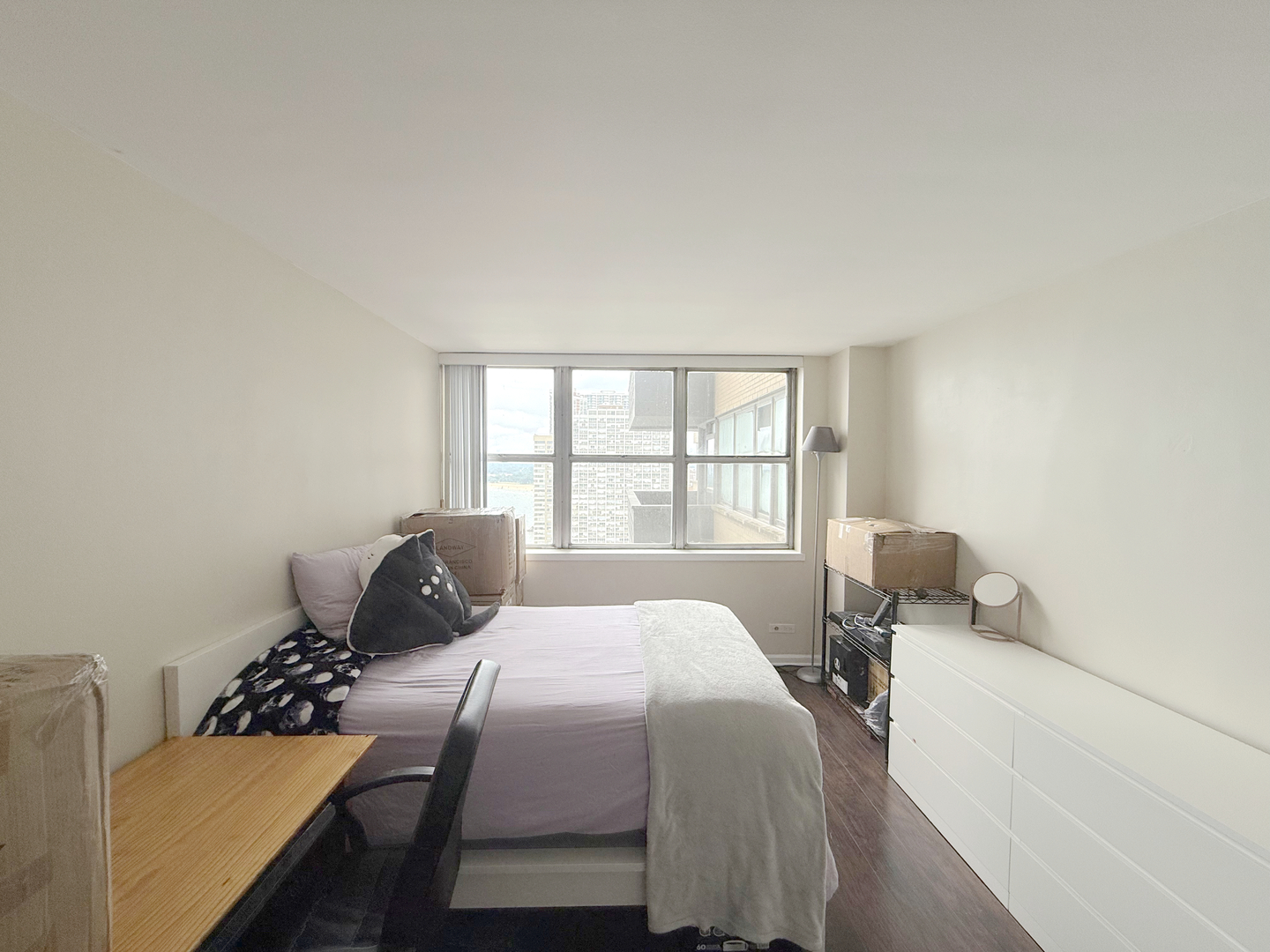 6301 N Sheridan Road #21E, Chicago, IL 60660