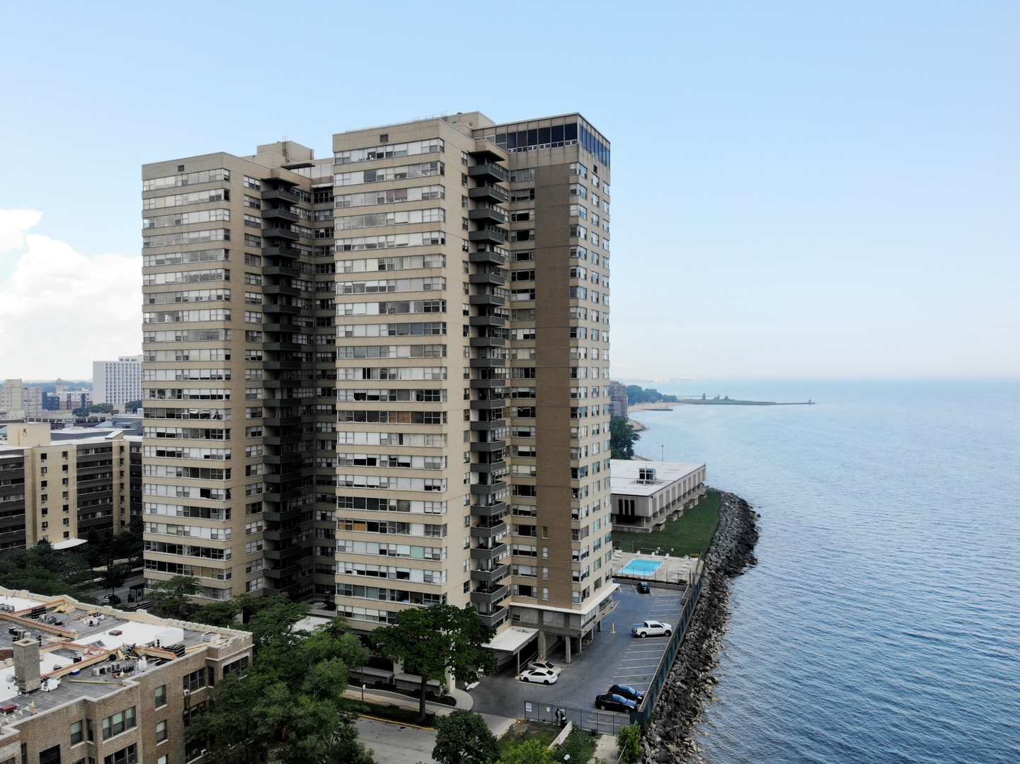 6301 N Sheridan Road #21E, Chicago, IL 60660
