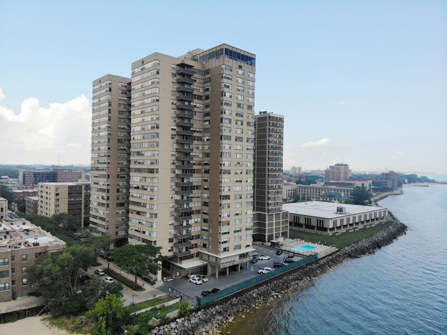 6301 N Sheridan Road #21E, Chicago, IL 60660