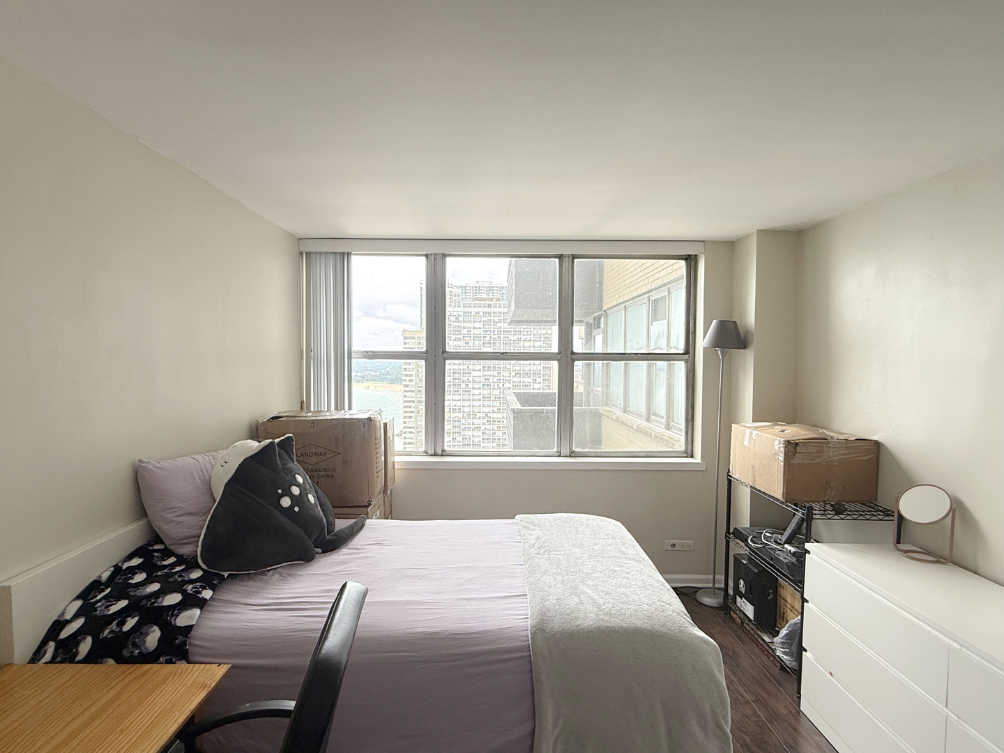 6301 N Sheridan Road #21E, Chicago, IL 60660