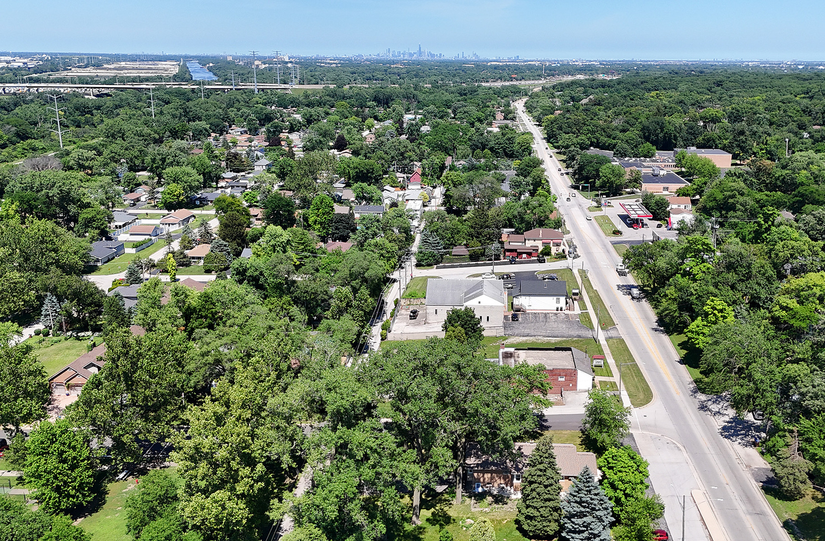 8420 Archer Avenue, Willow Springs, IL 60480