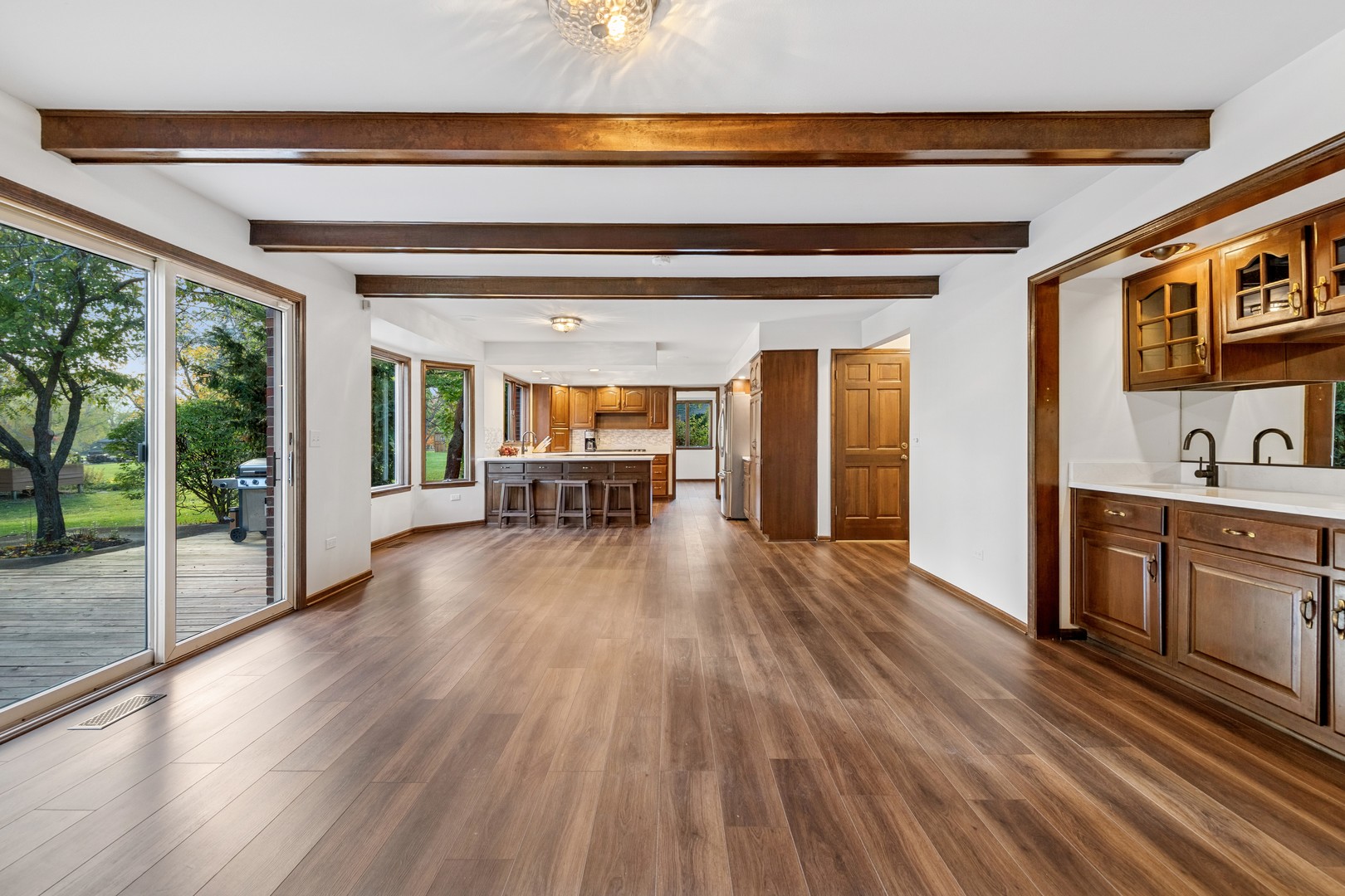 21839 Cambridge Drive, Kildeer, IL 60047