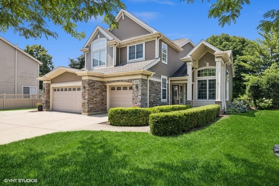 802 Willow Court, Itasca, IL 60143