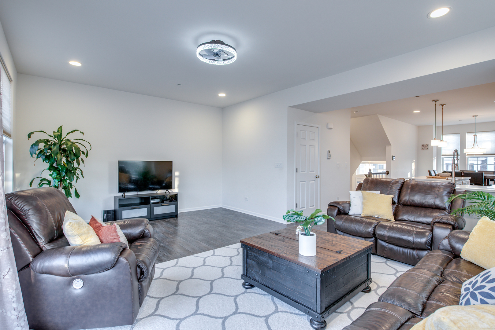 4477 Monroe Court, Naperville, IL 60564