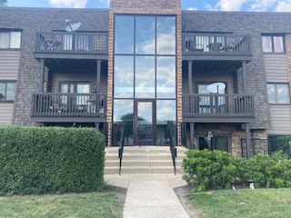 1486 Stonebridge Circle #A3, Wheaton, IL 60189