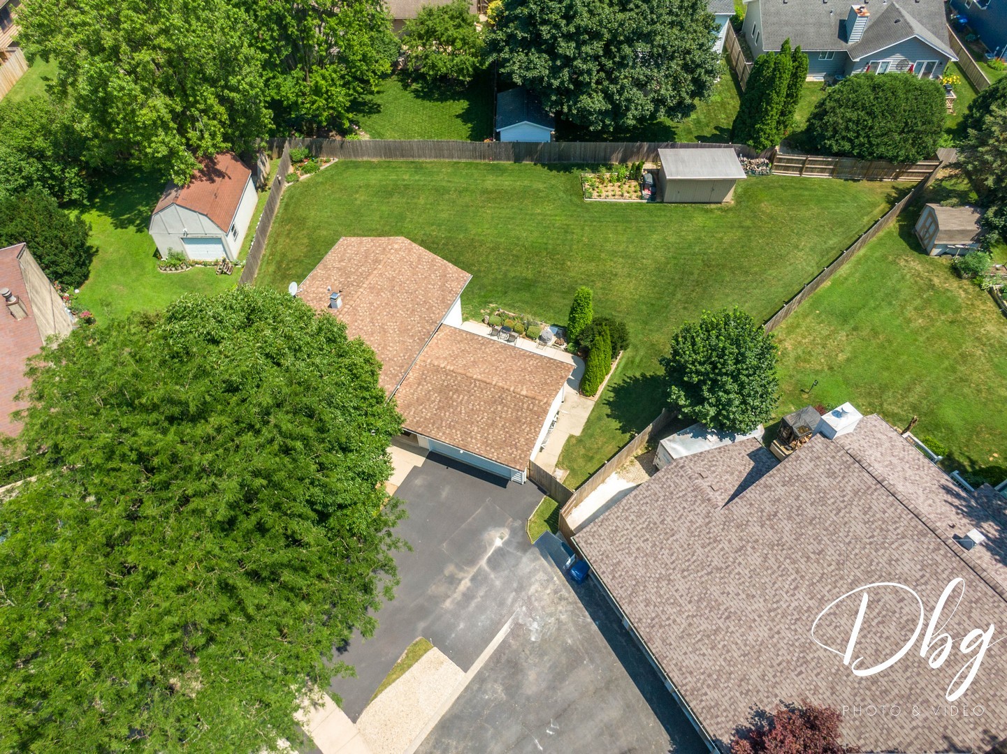 4750 CREST Court, Waukegan, IL 60085