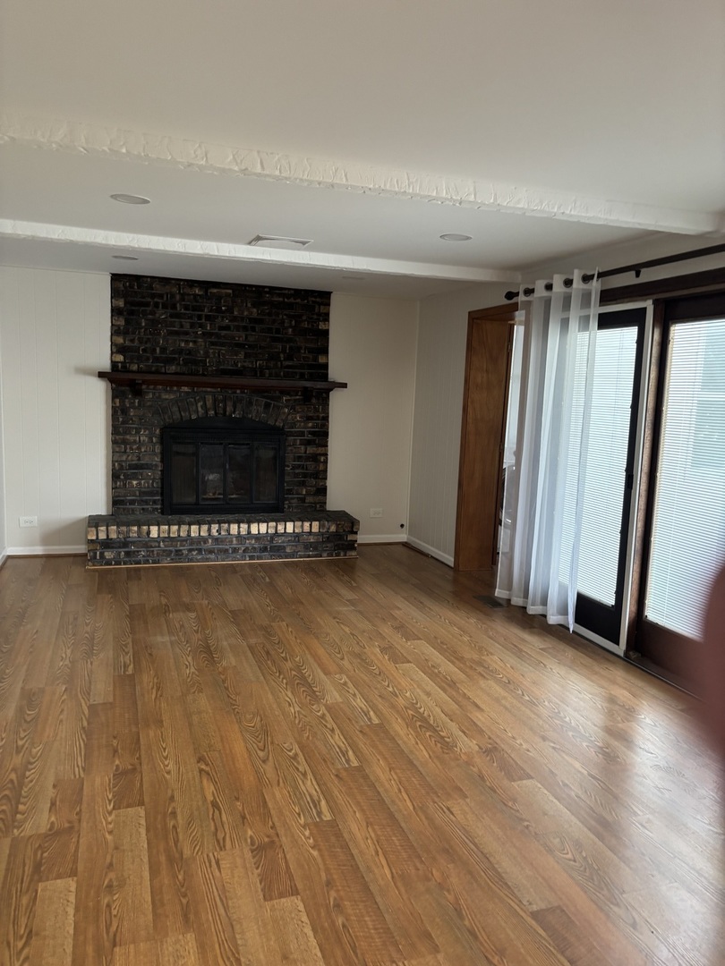 1019 W White Oak Street, Arlington Heights, IL 60005