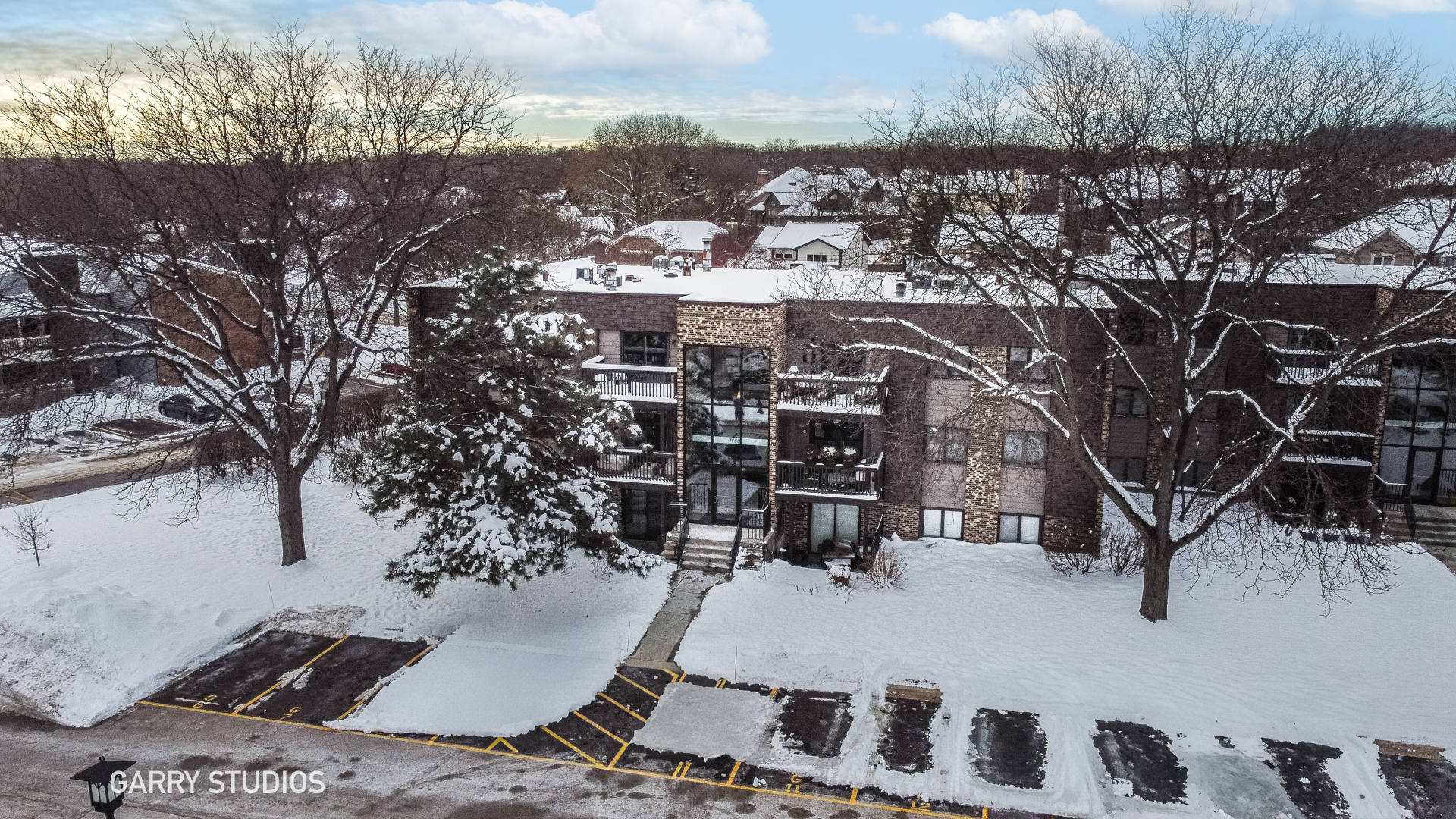 1460 STONEBRIDGE Circle #G9, Wheaton, IL 60189