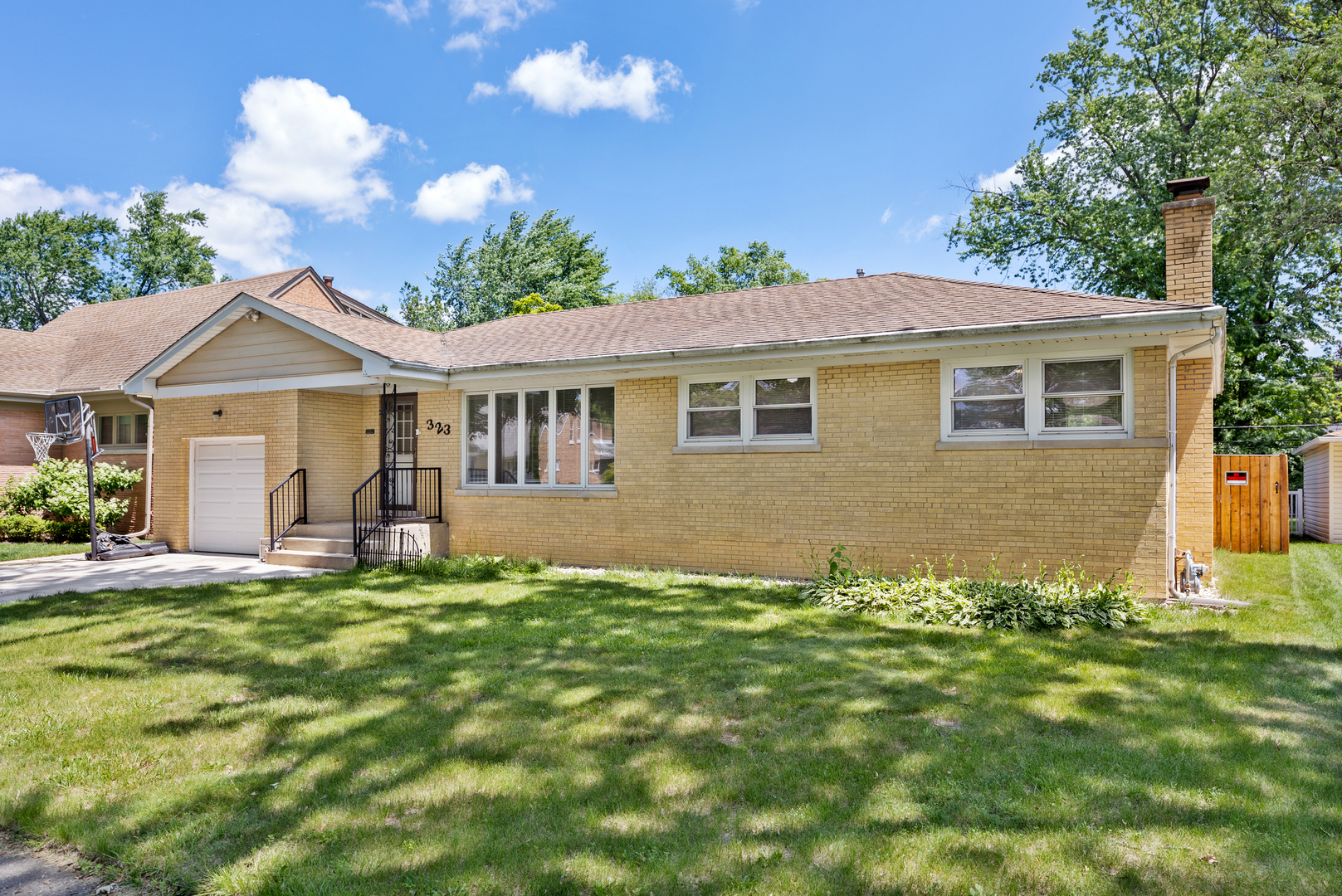 323 S Prindle Avenue, Arlington Heights, IL 60004