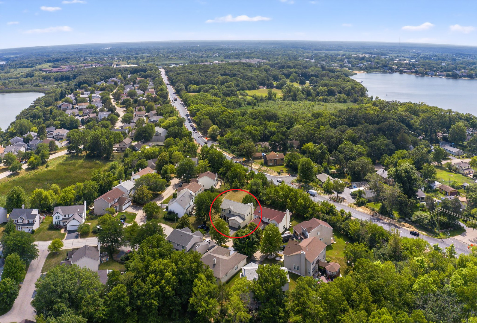 457 N Crooked Lake Lane, Lindenhurst, IL 60046