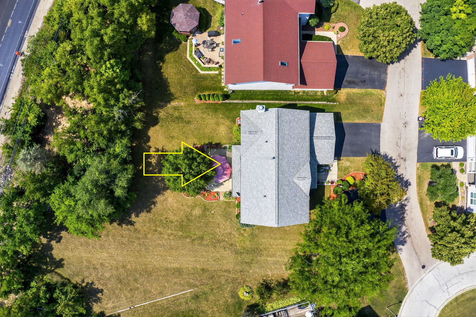 457 N Crooked Lake Lane, Lindenhurst, IL 60046