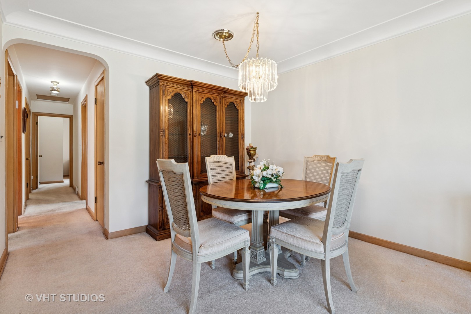 4445 N Forestview Avenue, Chicago, IL 60656