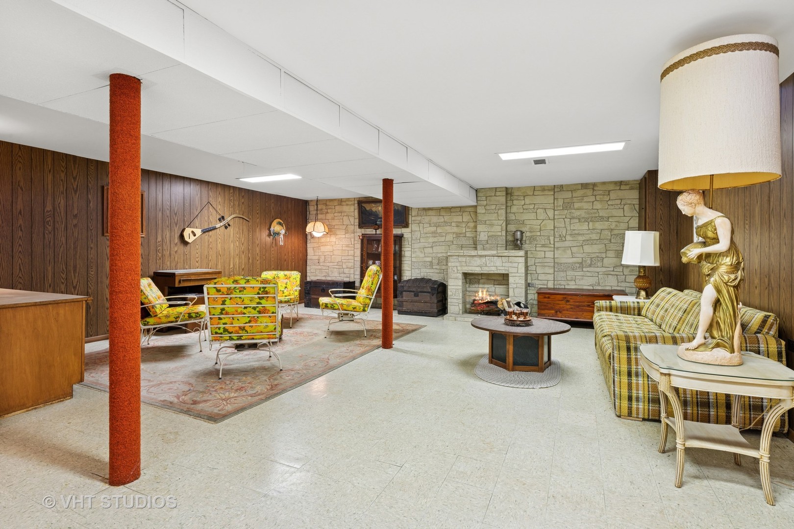 4445 N Forestview Avenue, Chicago, IL 60656
