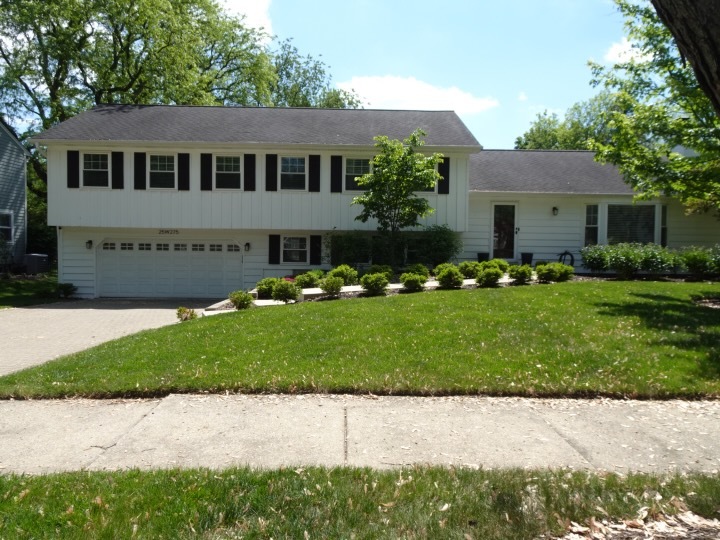 25W275 Gunston Avenue, Naperville, IL 60540