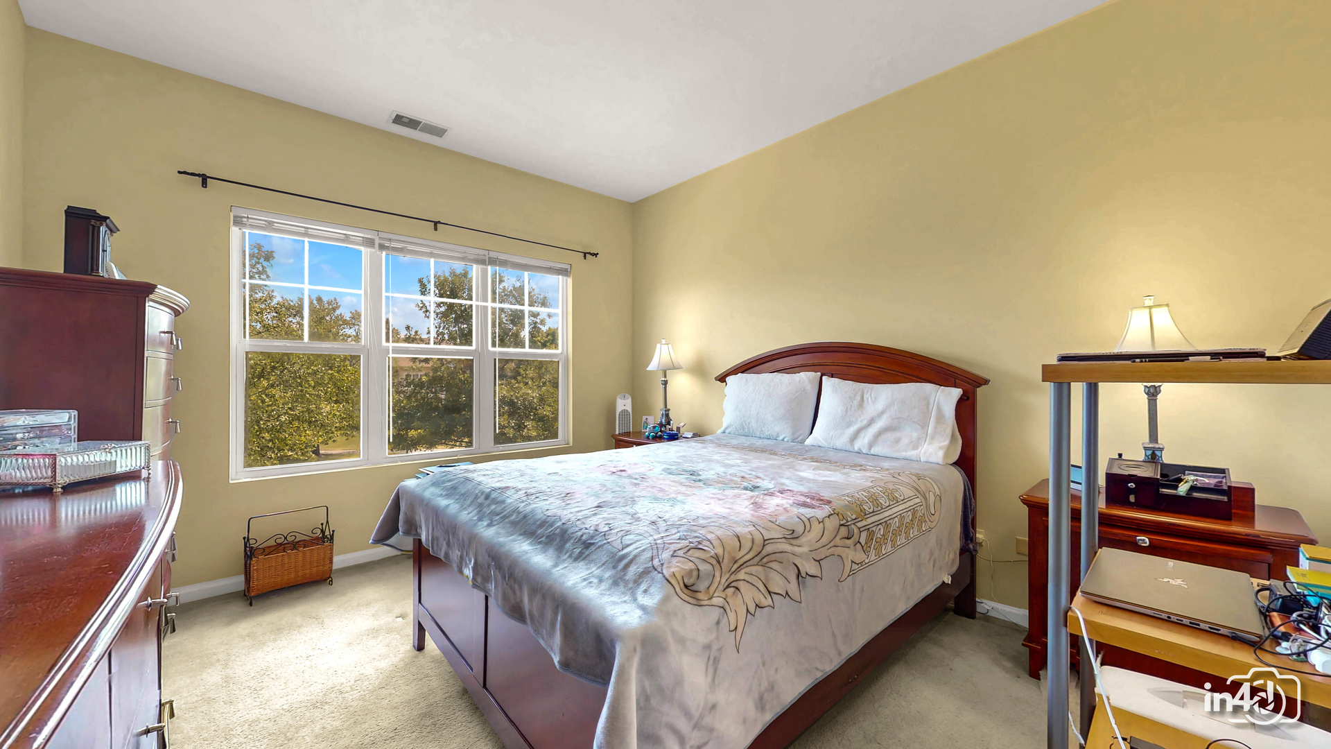 614 Pineridge Drive #614, Oswego, IL 60543
