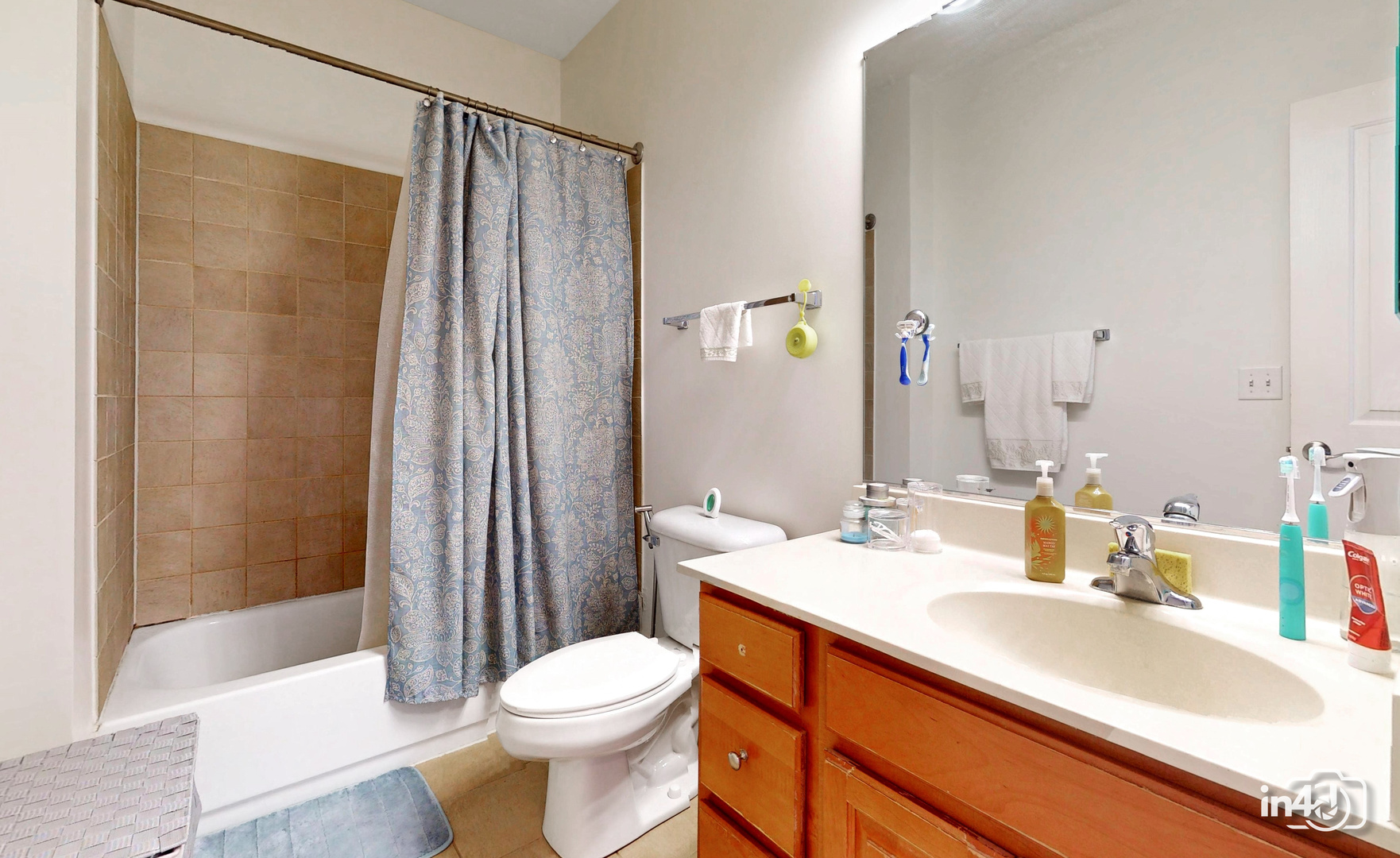 614 Pineridge Drive #614, Oswego, IL 60543