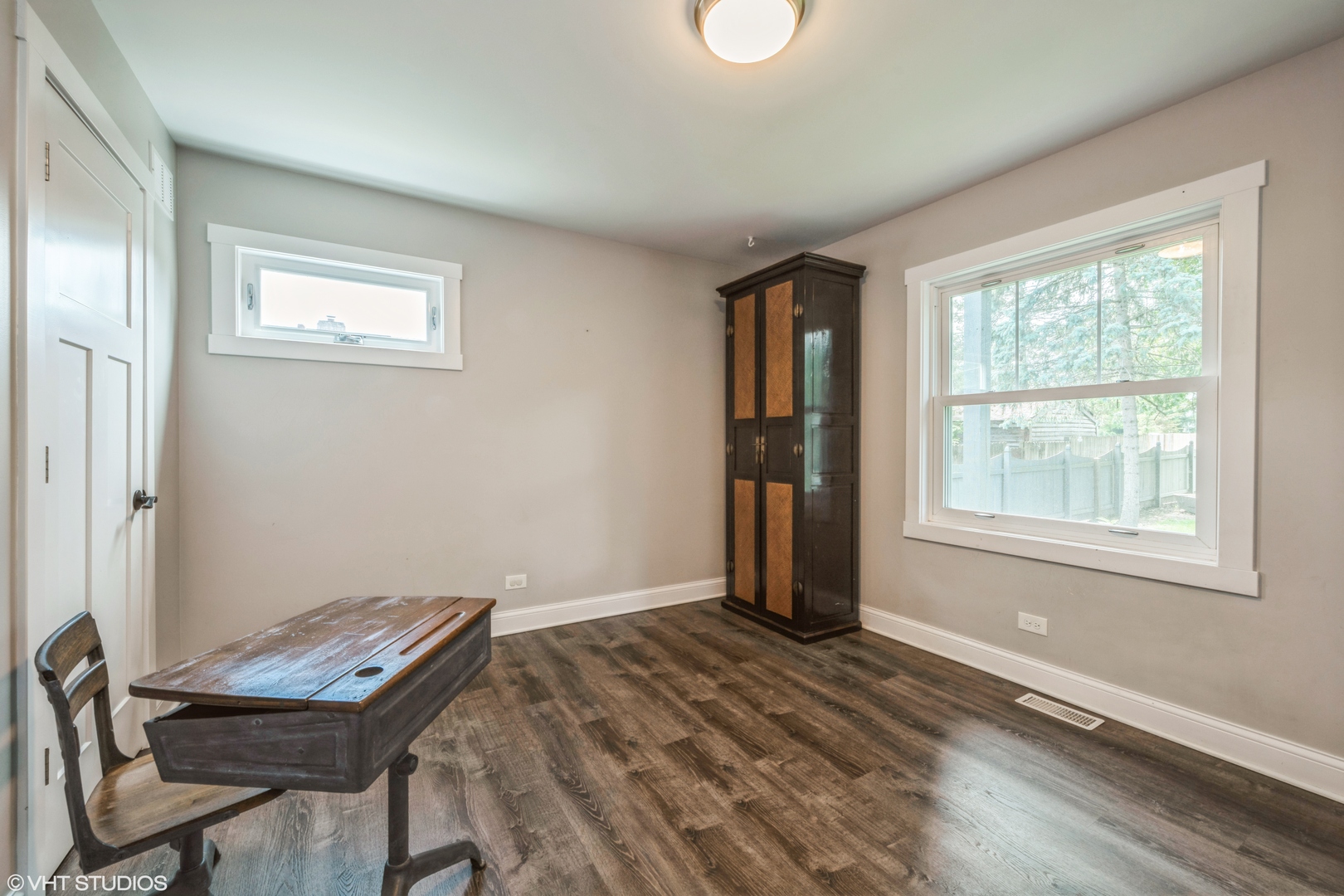 145 N Pleasant Road, Lake Zurich, IL 60047