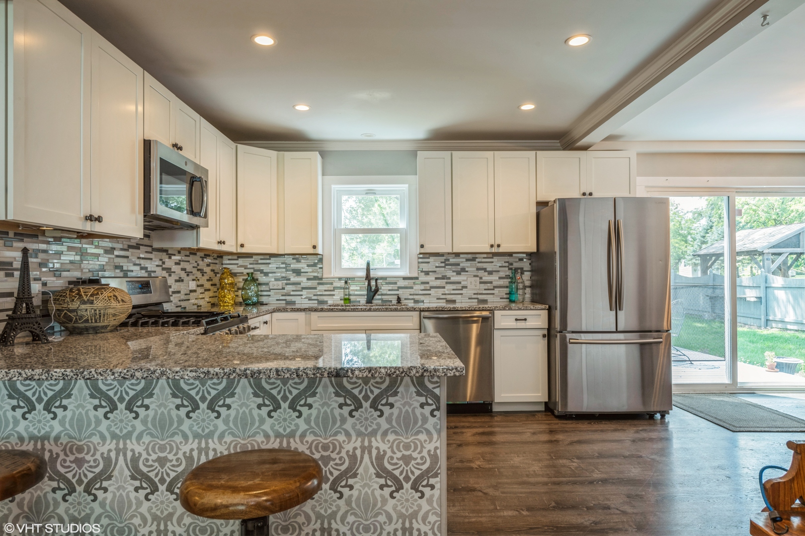 145 N Pleasant Road, Lake Zurich, IL 60047