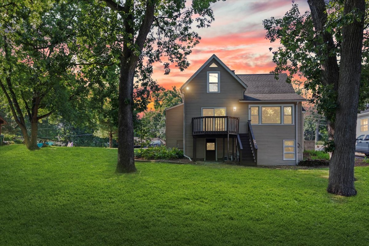 2016 Grove Lane, Cary, IL 60013