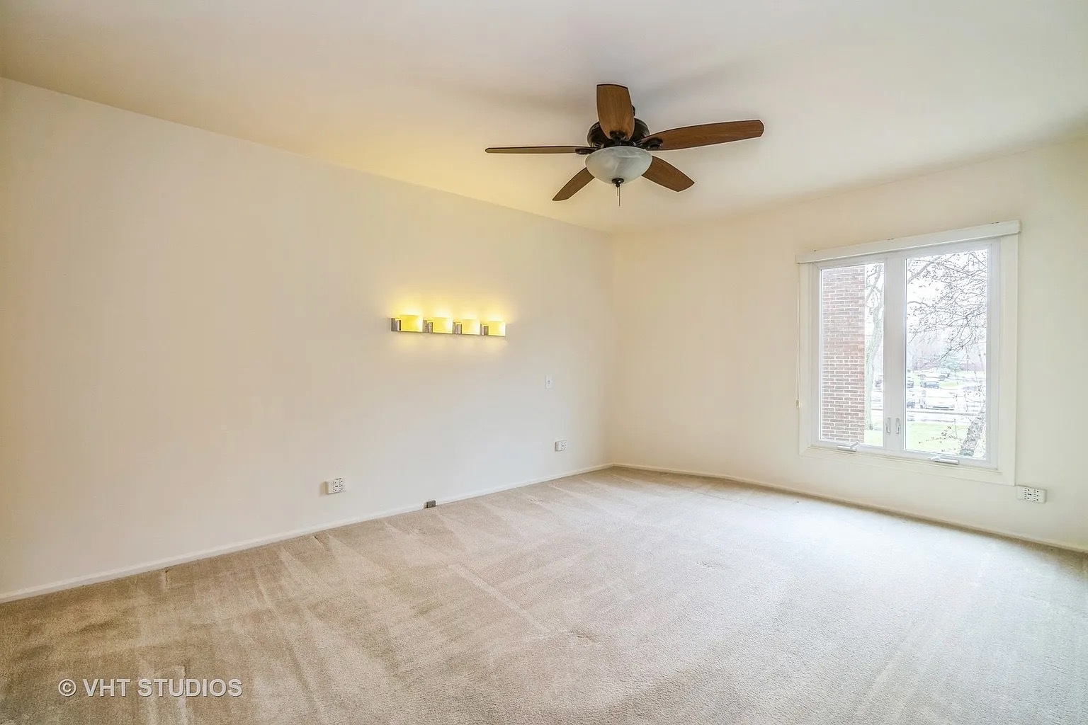 1450 Sandpebble Drive #227, Wheeling, IL 60090