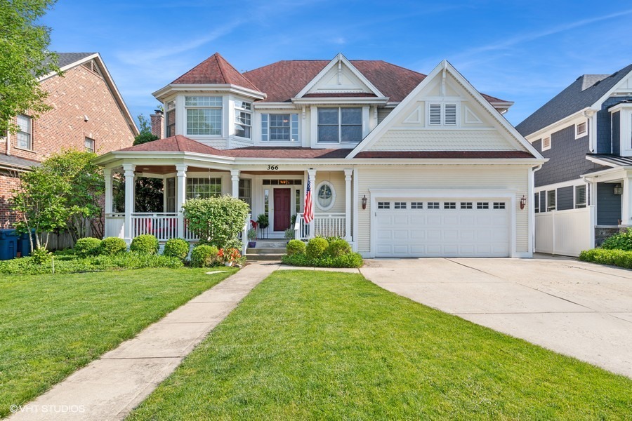 366 W Eggleston Avenue, Elmhurst, IL 60126