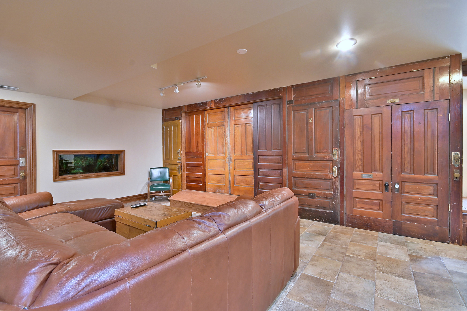 366 W Eggleston Avenue, Elmhurst, IL 60126