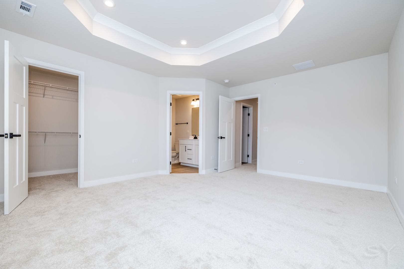 914 Jenkins Court, Wheeling, IL 60090