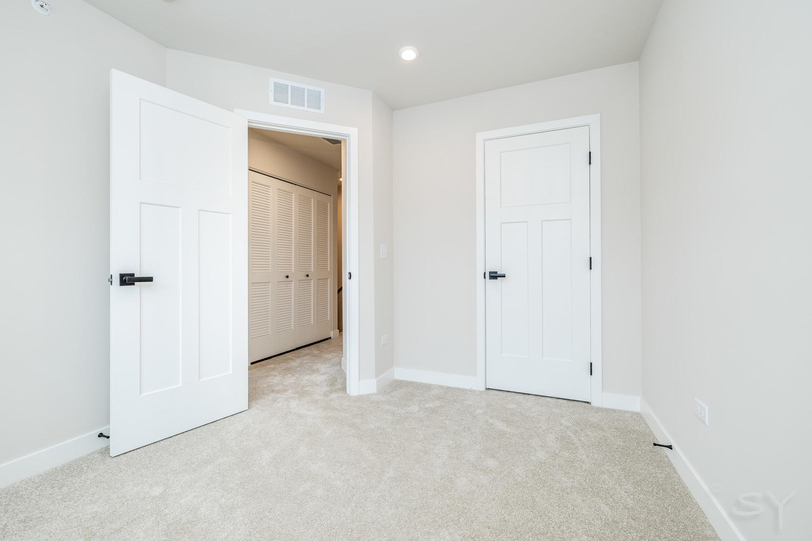 914 Jenkins Court, Wheeling, IL 60090