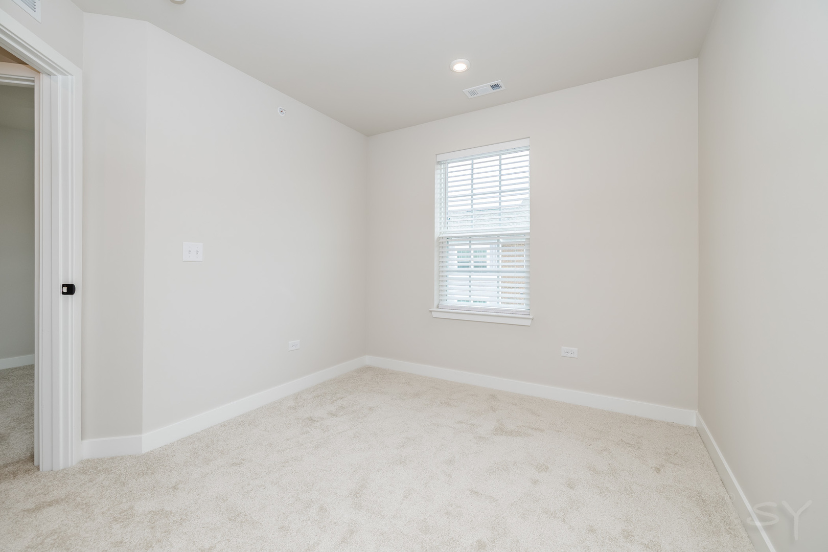 914 Jenkins Court, Wheeling, IL 60090