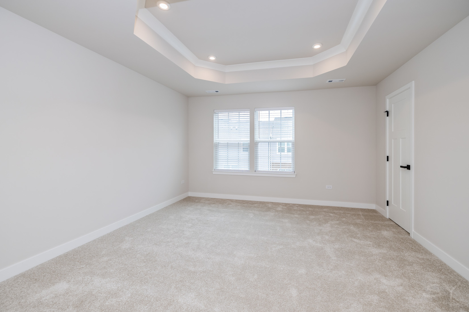 914 Jenkins Court, Wheeling, IL 60090