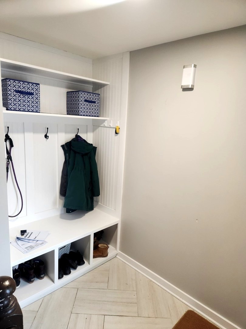 321 Carmelhead Lane, Schaumburg, IL 60193