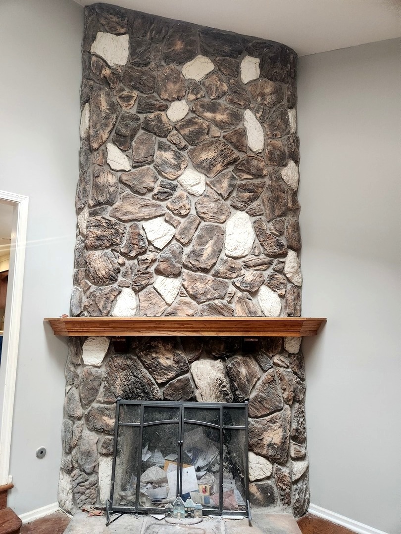 321 Carmelhead Lane, Schaumburg, IL 60193