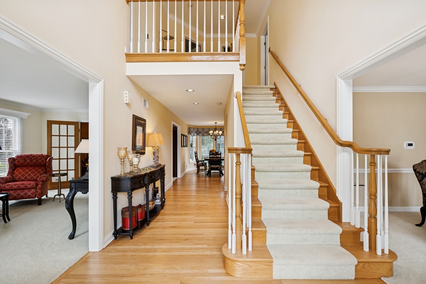 1219 N Lakeview Court, Palatine, IL 60067