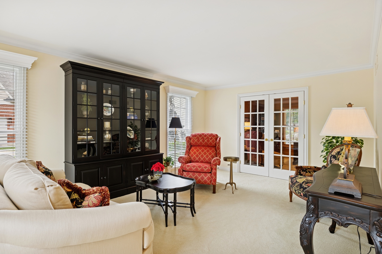 1219 N Lakeview Court, Palatine, IL 60067