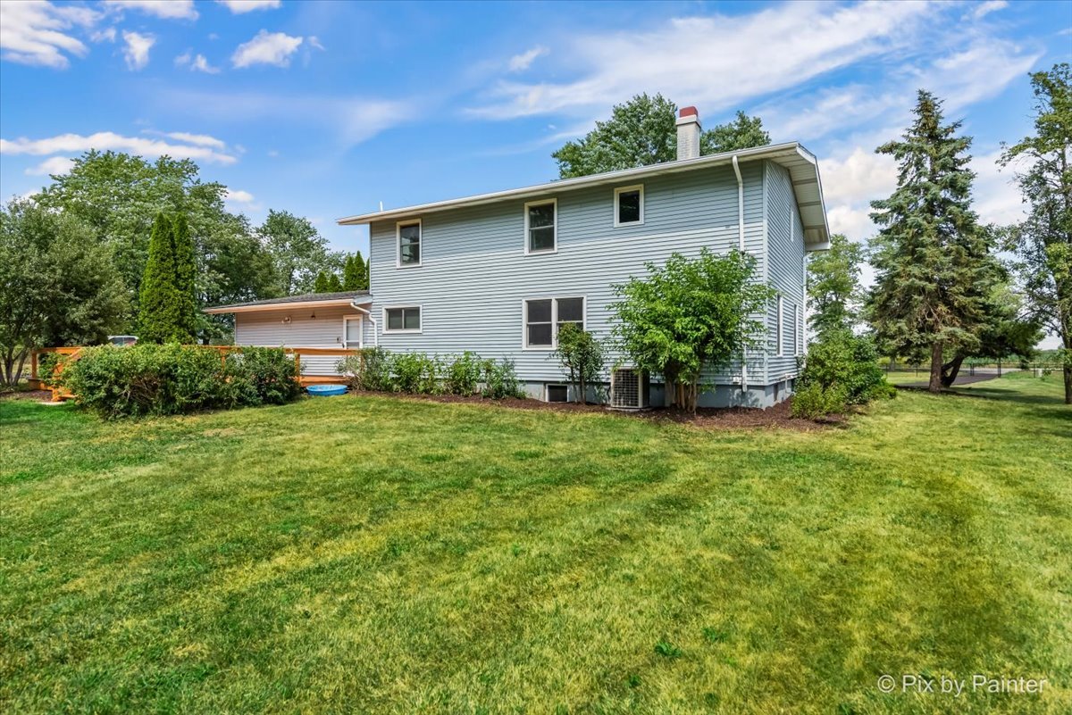 29648 S State Line Road, Beecher, IL 60401