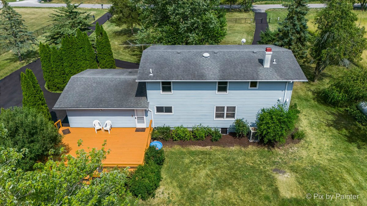 29648 S State Line Road, Beecher, IL 60401
