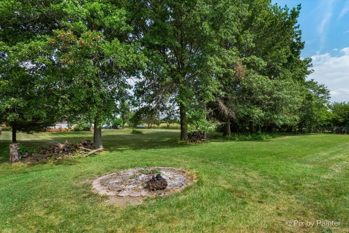 29648 S State Line Road, Beecher, IL 60401