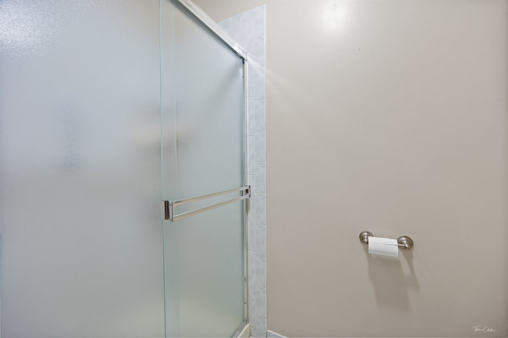 8020 Barrymore Drive, Darien, IL 60561