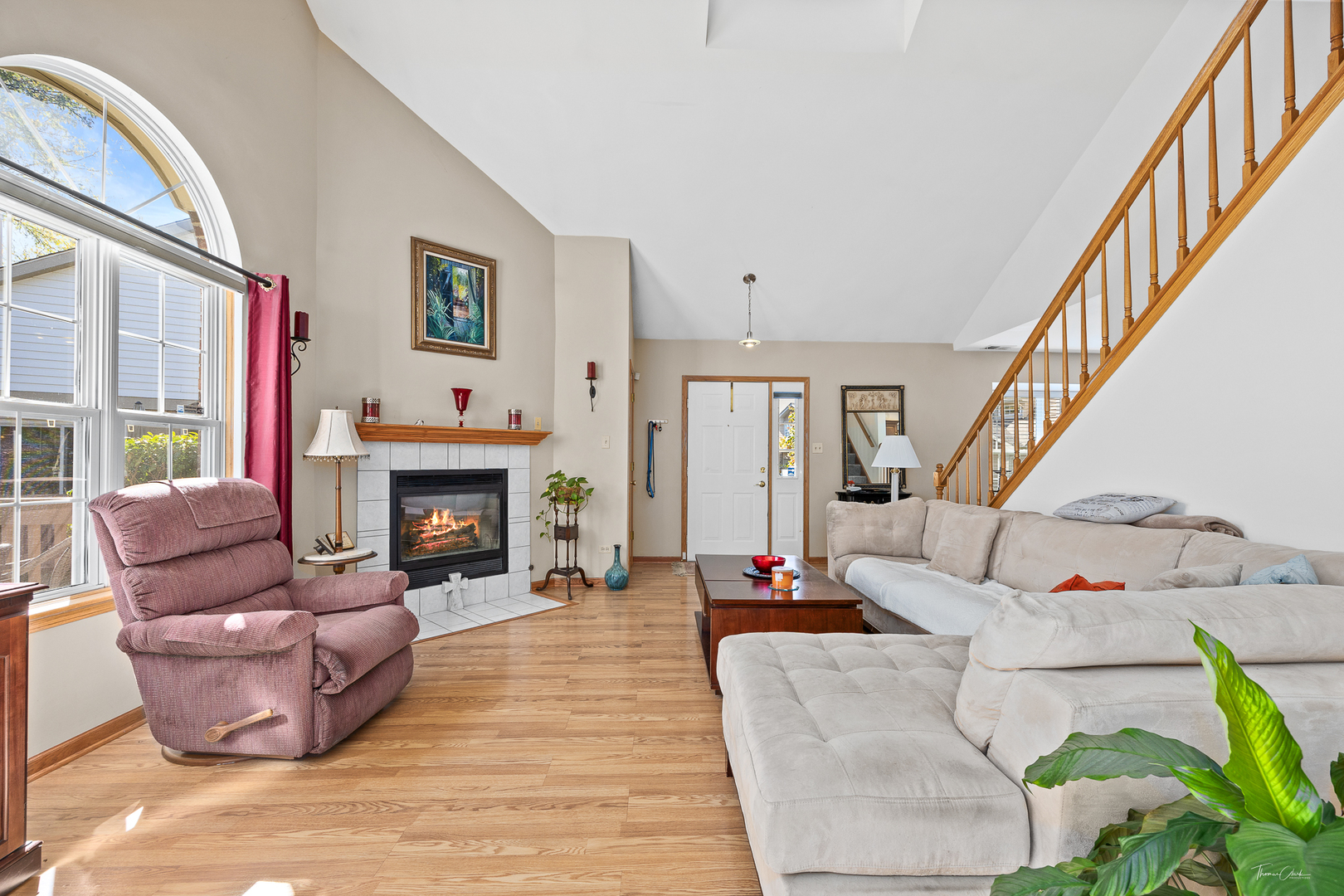 8020 Barrymore Drive, Darien, IL 60561