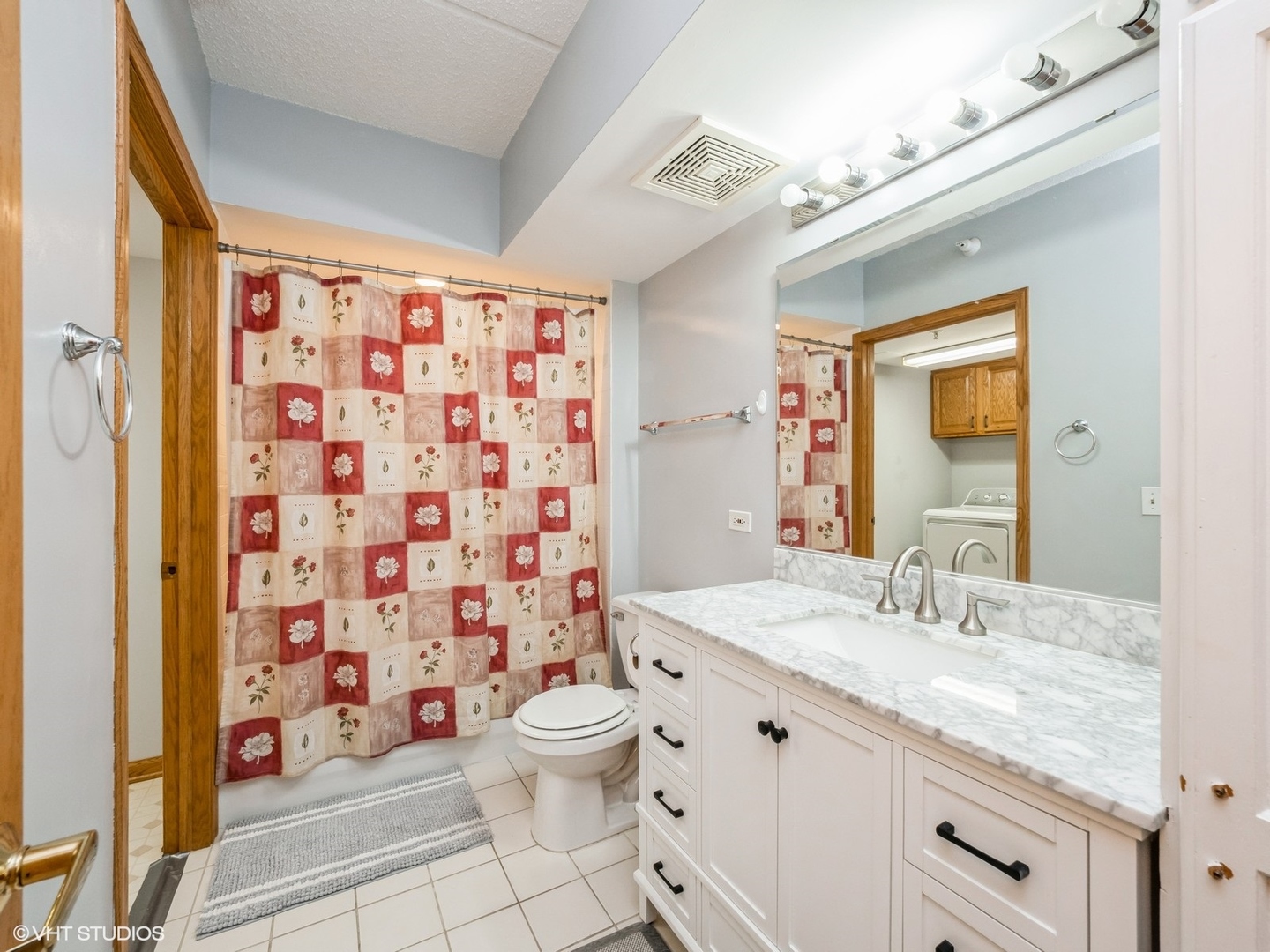 11 S Wille Street #201, Mount Prospect, IL 60056