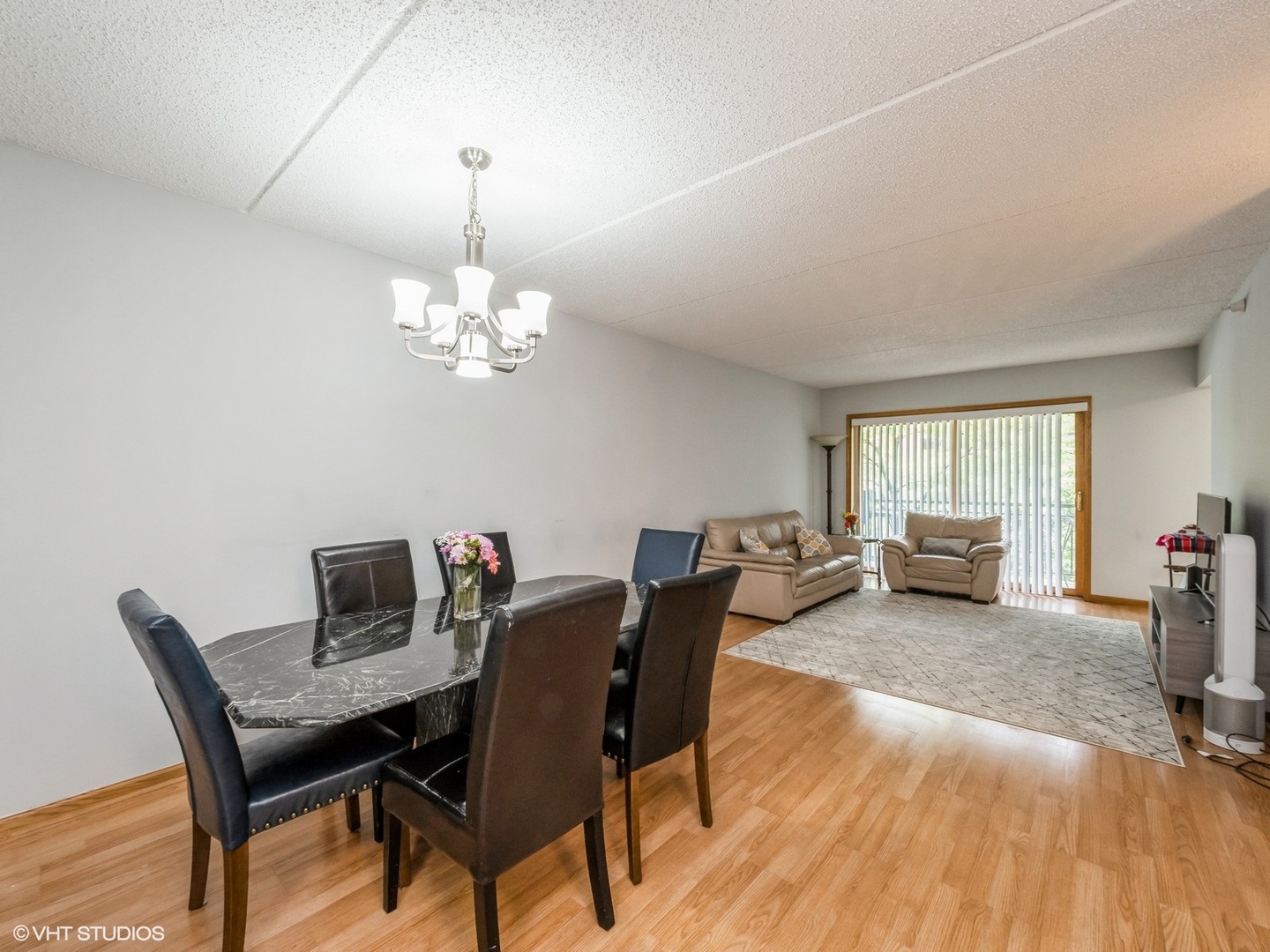 11 S Wille Street #201, Mount Prospect, IL 60056