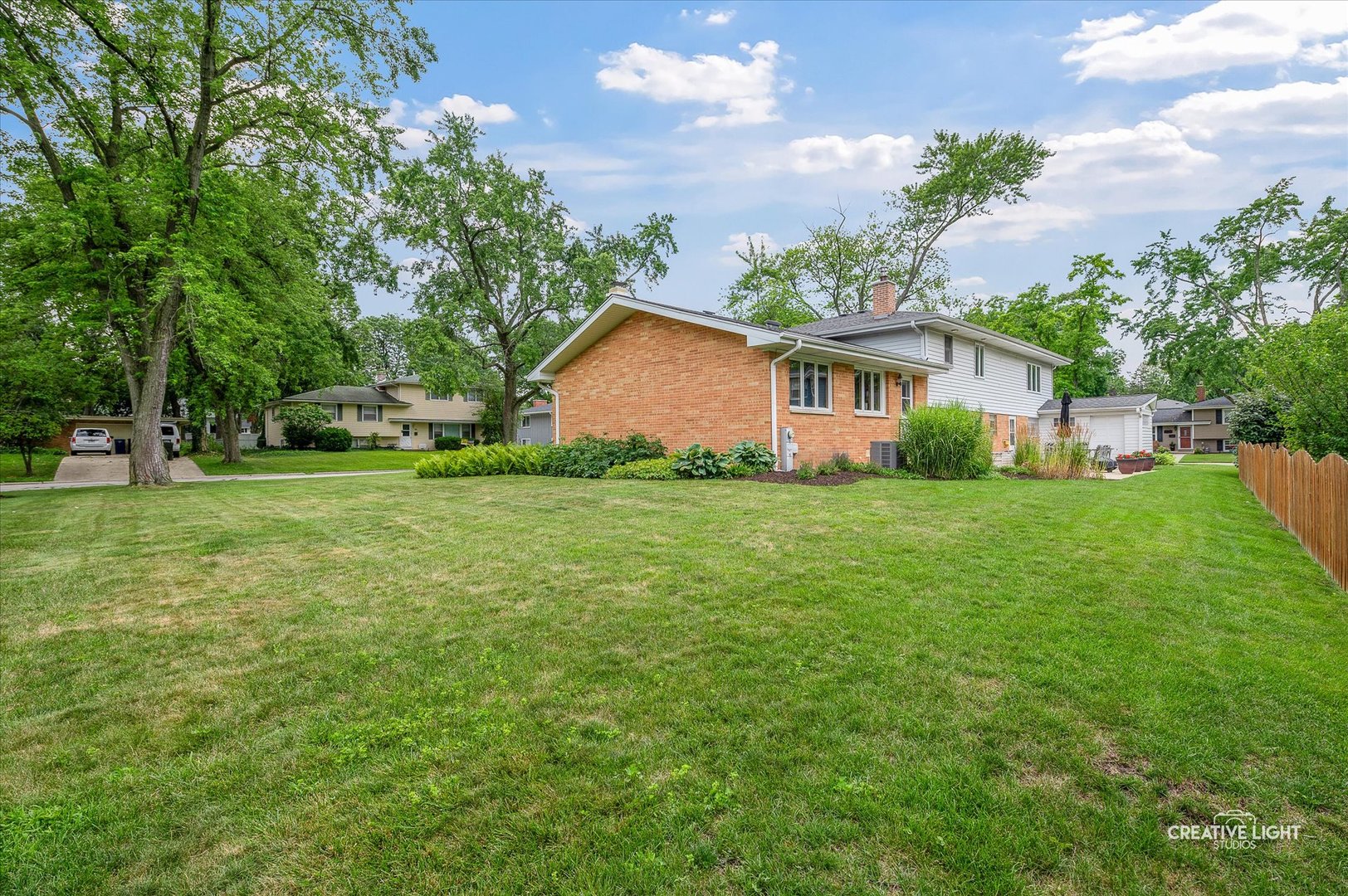 225 Elmwood Drive, Naperville, IL 60540