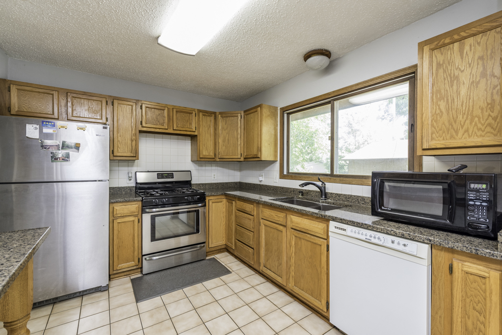 26645 W Oakwood Drive, Ingleside, IL 60041