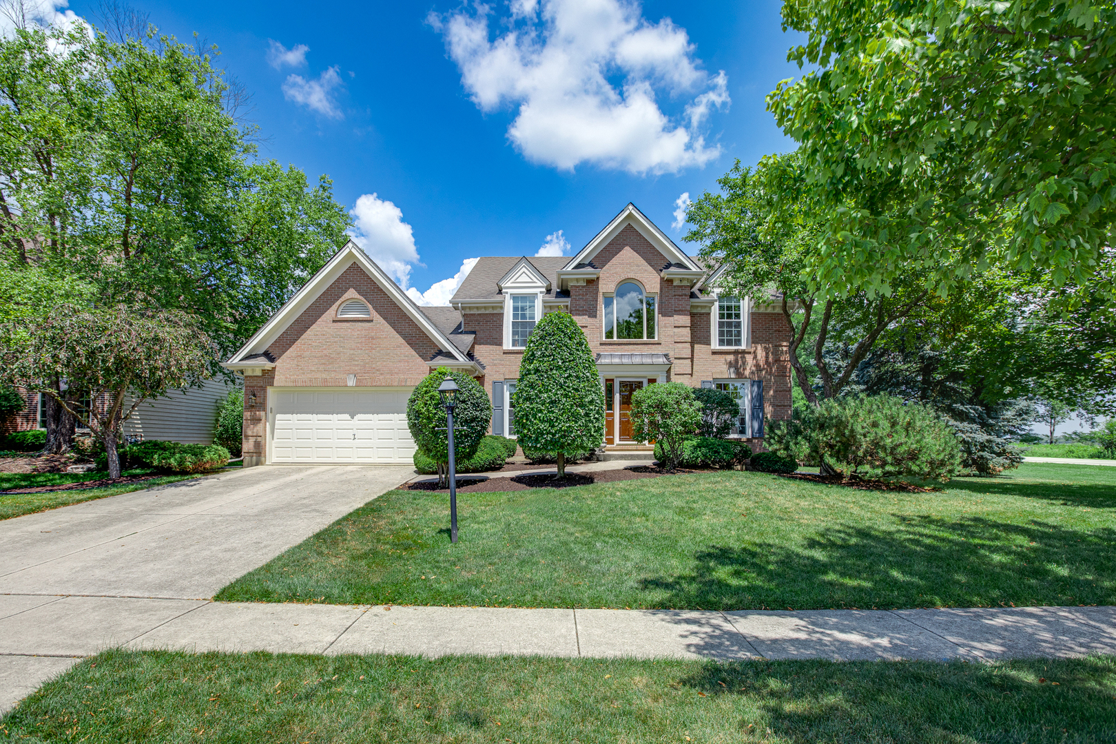 857 Meadowlark Drive, West Chicago, IL 60185